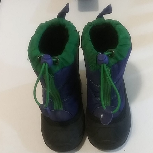 size 6 baby snow boots